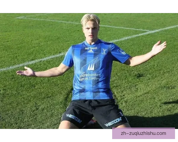 康斯文格主场3比0大胜布莱尼巩固排名力争晋级决赛